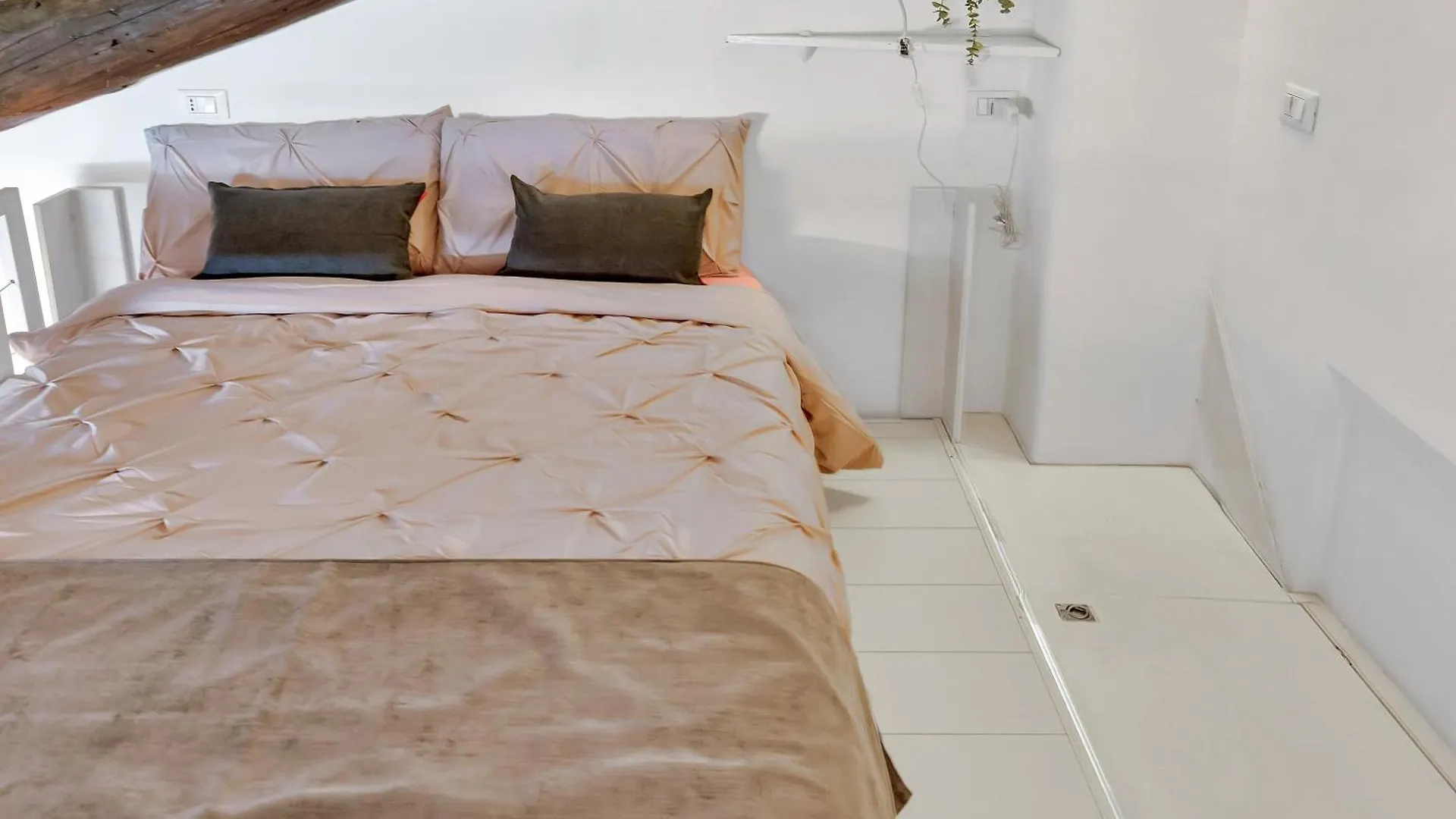 Arco Della Pace-Castello SforzescoExclusive Mini Loft Wifi Netflix Apartment Milan