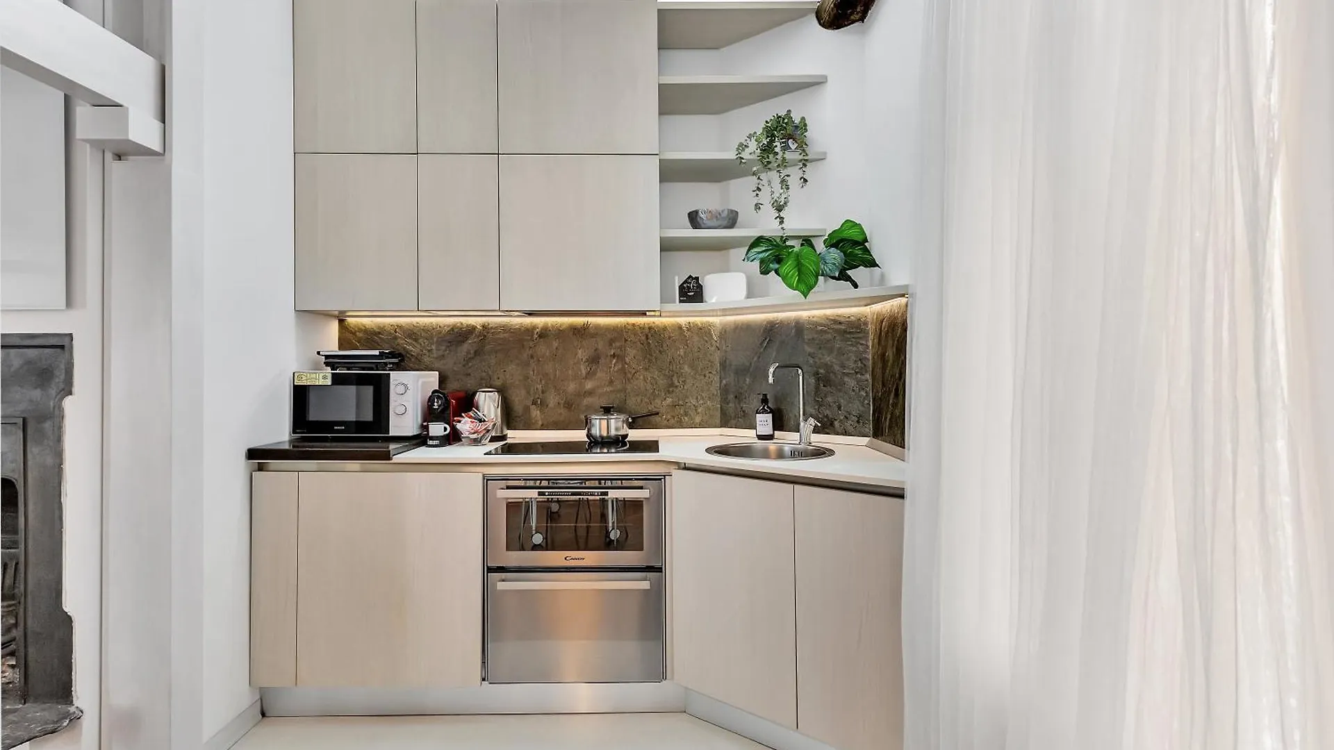 Arco Della Pace-Castello SforzescoExclusive Mini Loft Wifi Netflix Apartment Milan Italy