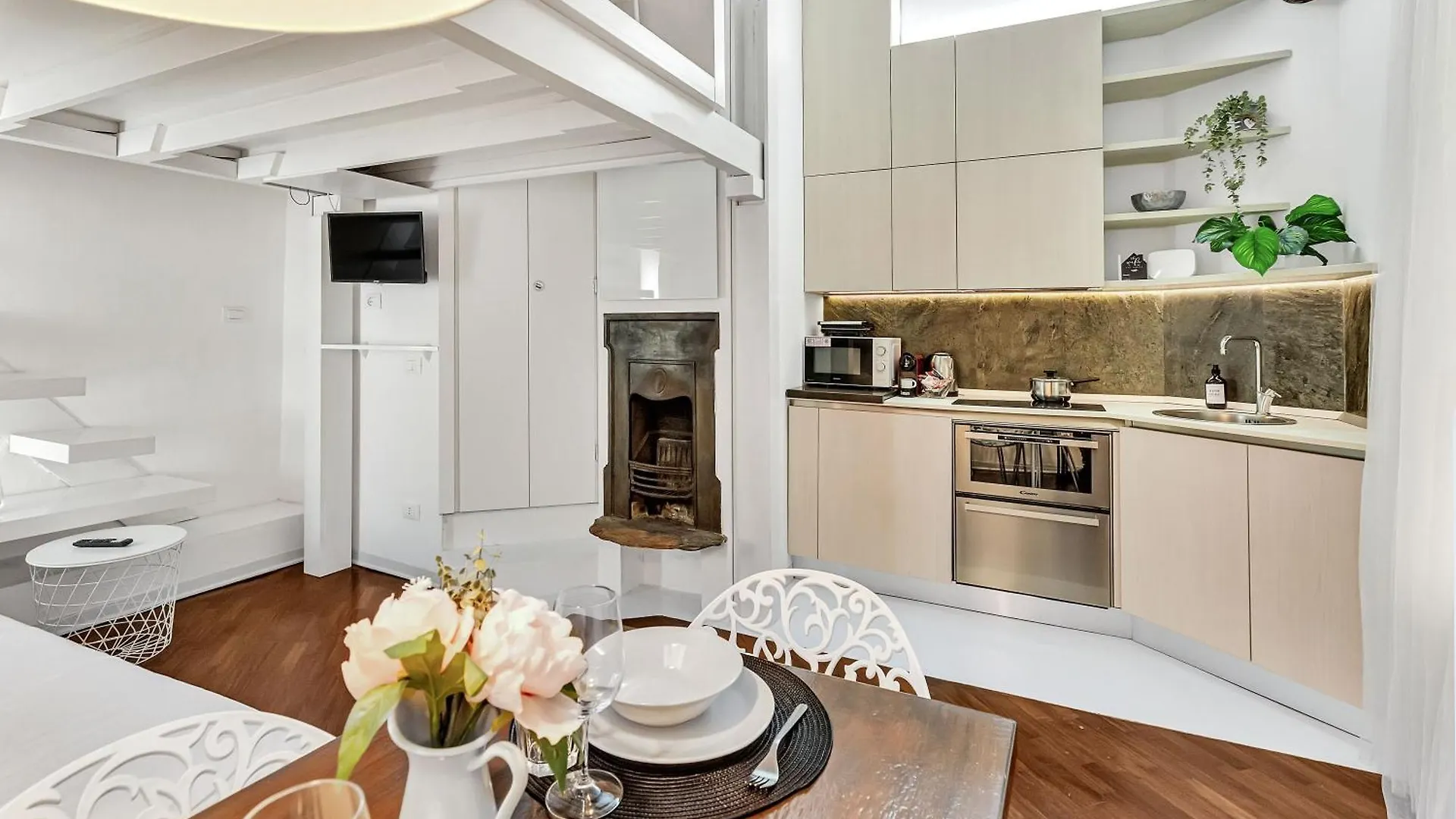 Arco Della Pace-Castello SforzescoExclusive Mini Loft Wifi Netflix Apartment Milan